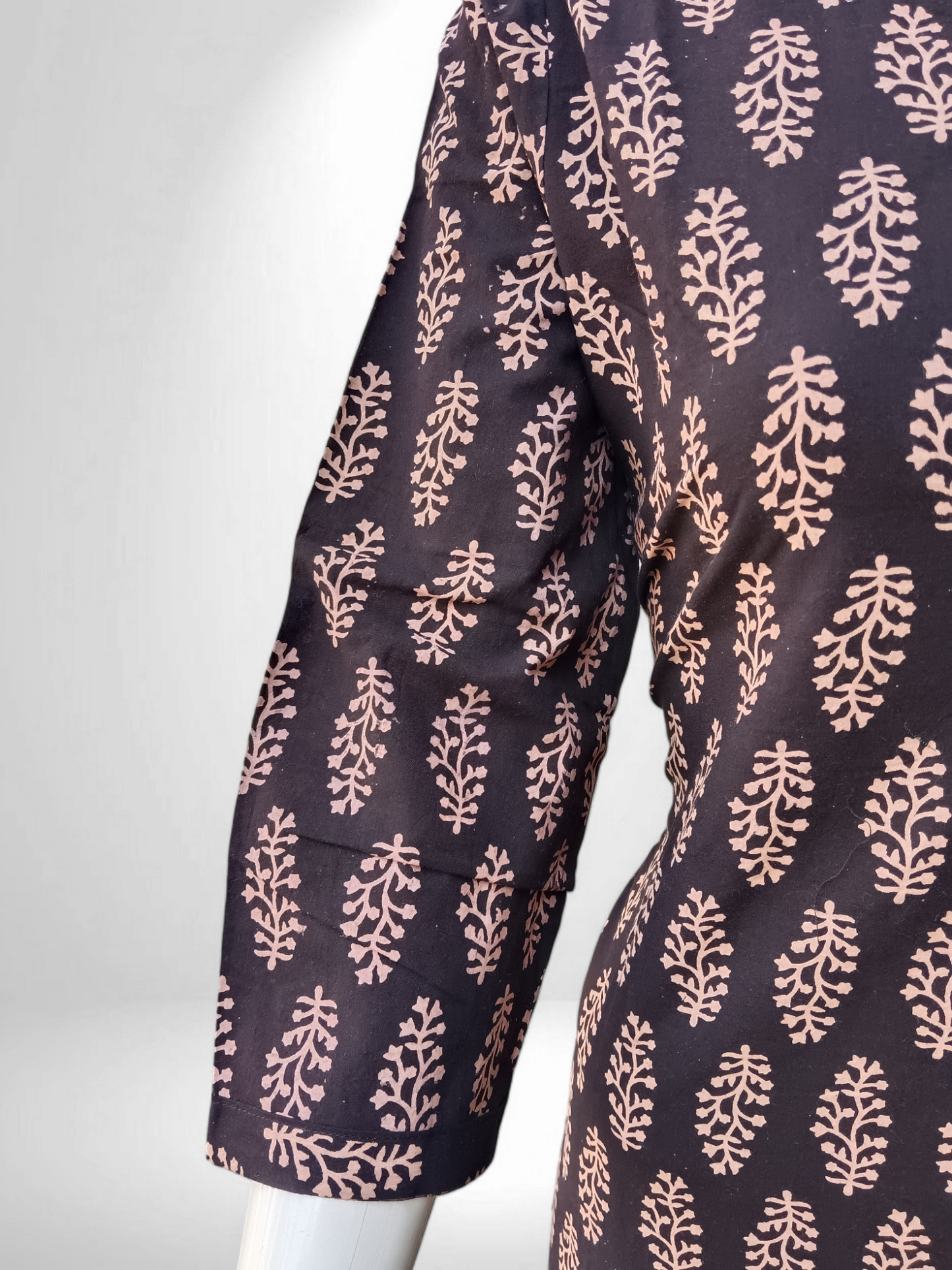 Olive cotton kurti with leaf like prints
