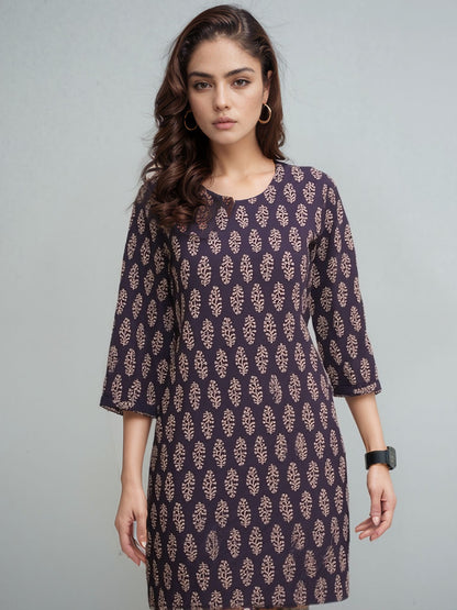 Olive cotton kurti with leaf like prints